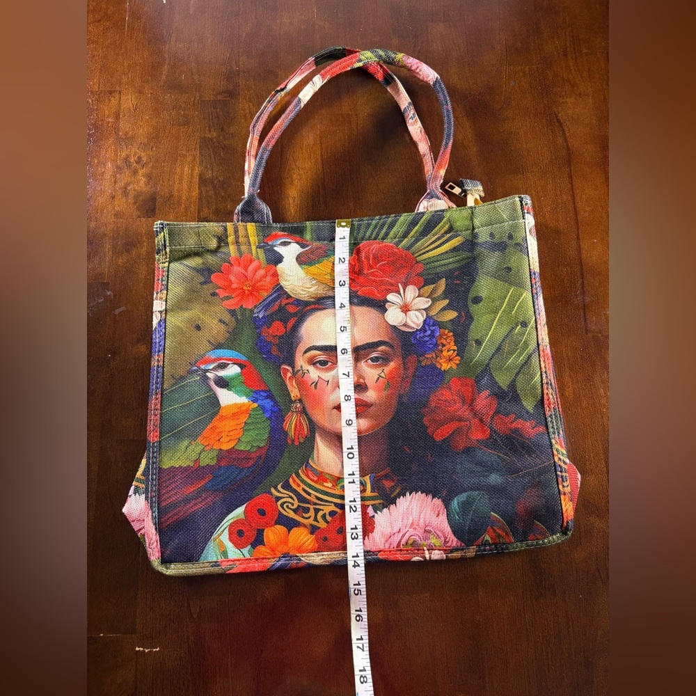 Frida Kahlo Tote bag with zipper closure - Picture 2 of 7